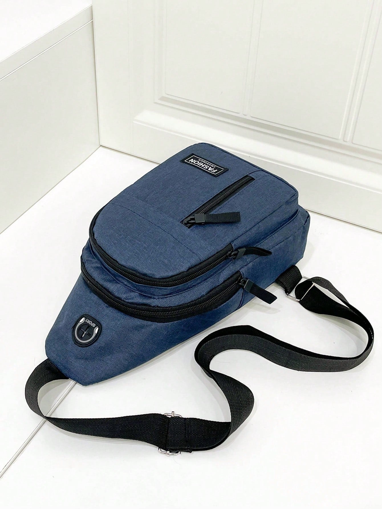 Men'S Casual Sports Crossbody Chest Bag with Double Zippers, Perfect for Daily Use, Shopping, Travel, Carry Cellphone, Keys, and Small Items Freshman for Books Multi-Functional Dorm University Christmas Gift Summer Bag Spring Break Vacation Bag Pack Waist Bag School Supplies Purse Side Bags Belts New Life Items for Students Purse Essentials Graduation Small Bag for Men Body Bag for Men