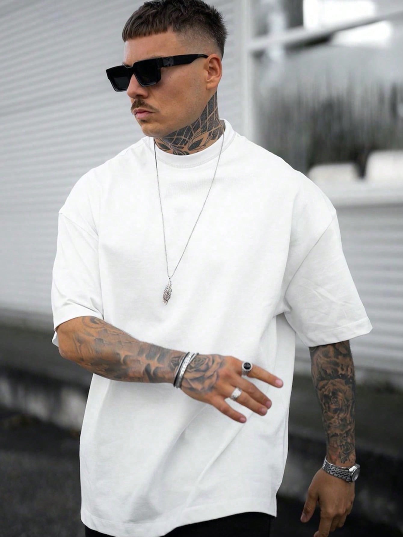 Men Solid Mock Neck Tee